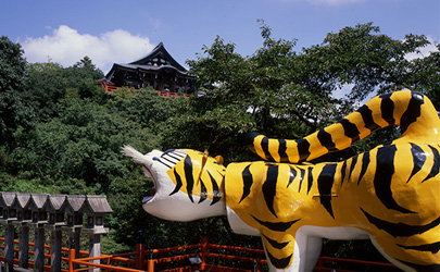 信貴山朝護孫子寺