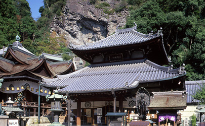 寶山寺
