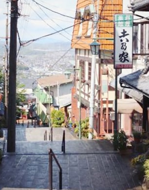 寶山寺參道1