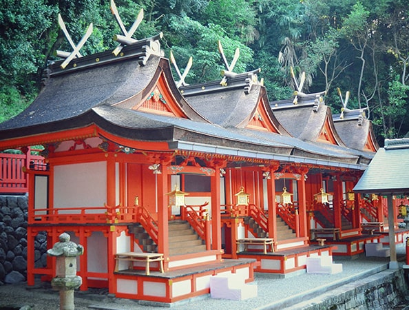 枚岡神社