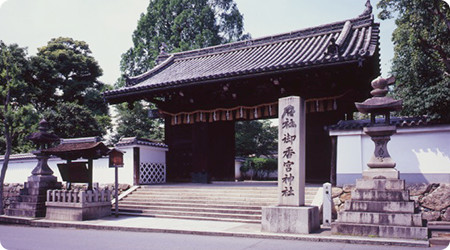 御香宮神社